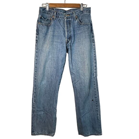 Levis 501 Jeans Mens 32x31 Straight Medium Wash Cotton Distressed Frayed